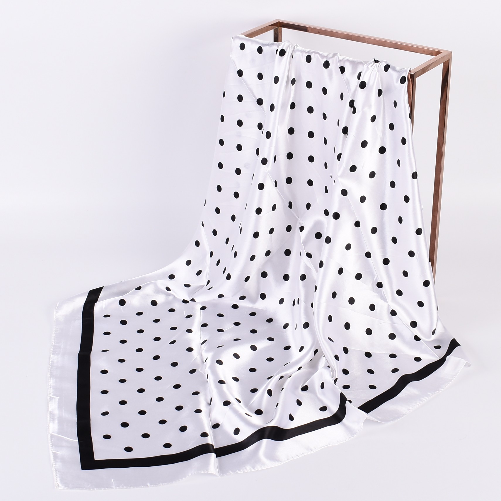 Scarf Silk Square - ฤดูร้อนใหม่แฟชั่นอารมณ์ wavelet dot 90 ซม. ผ้าพันคอสี่เหลี่ยมขนาดใหญ่พิมพ์ด้วยผ้าไหมสี่เหลี่ยมแฟชั่น