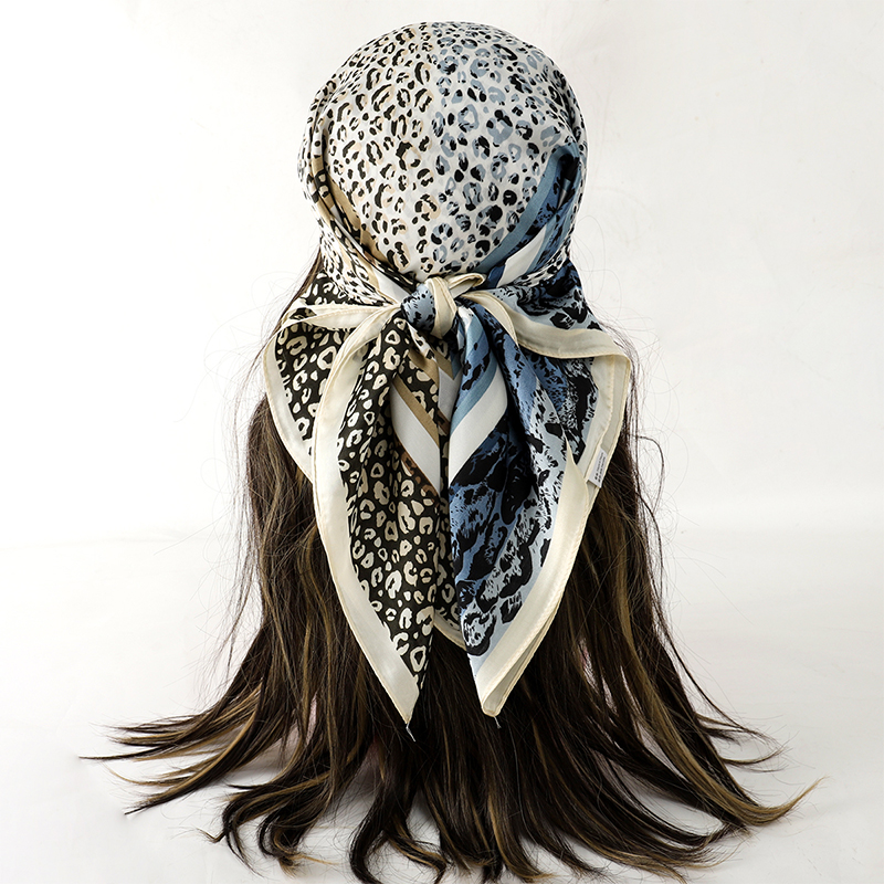 หรูหราผ้าคลุมไหล่ผ้าไหมแมวไขมั - Silk Neck Scarf บทวิจารณ์และราคา